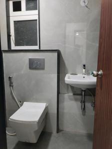 Common Bathroom Image of 1250 Sq.ft 3 BHK Apartment / Flat for sale in Nicco Residency, Jogeshwari East Mumbai for Rs. 31000000