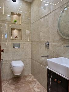 Common Bathroom Image of 810 Sq.ft 3 BHK Apartment / Flat for sale in Hans Builders Floor, Uttam Nagar New Delhi for Rs. 7000000