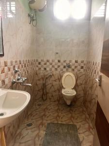 Bathroom Image of 1000 Sq.ft 2 BHK Independent House for rent in Amrutahalli Bengaluru for Rs. 27000