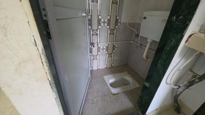 Rabale Heights Bathroom Two 3