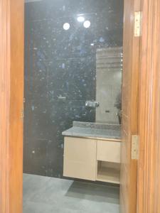 Common Bathroom Image of 5500 Sq.ft 5 BHK Builder Floor for sale in Green Field Colony Faridabad for Rs. 34000000