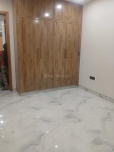 Bedroom Image of 1800 Sq.ft 3 BHK Builder Floor for rent in Paschim Vihar New Delhi for Rs. 55900
