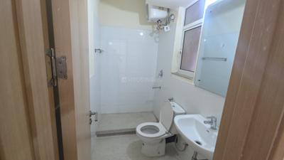 Image of 2350 Sq.ft 4 BHK Apartment / Flat for rent in DLF Express Greens, Manesar, Gurgaon for Rs. 45000