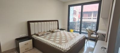 Bedroom Image of 1800 Sq.ft 3 BHK Builder Floor for rent in Pitampura New Delhi for Rs. 70200