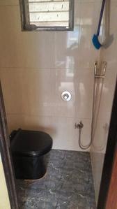 Bathroom Image of 725 Sq.ft 1 BHK Apartment / Flat for rent in Giriraj Enclave, Kalamboli Navi Mumbai for Rs. 16000