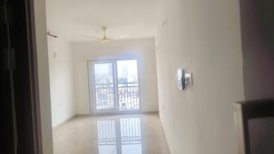 Living Room Image of 786 Sq.ft 2 BHK Apartment / Flat for sale in Shapoorji Pallonji BKC 28, Bandra East Mumbai for Rs. 25600000
