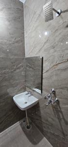 Bathroom Image of 1400 Sq.ft 4 BHK Apartment / Flat for rent in Sector 13 Gurgaon for Rs. 28000