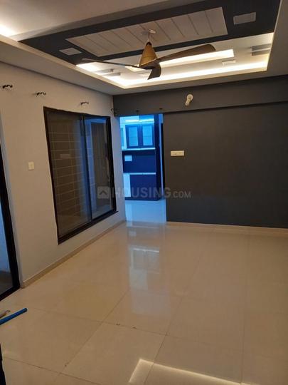 Majestique Fifth Avenue Main Image 1