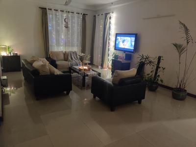 Hall Image of 2080 Sq.ft 3 BHK Apartment / Flat for sale in Unitech Uniworld Gardens 1, Sector 47 Gurgaon for Rs. 32800000