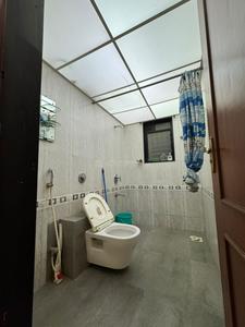 Bathroom Image of 900 Sq.ft 2 BHK Apartment / Flat for rent in Kumar Kruti, Kalyani Nagar Pune for Rs. 50000
