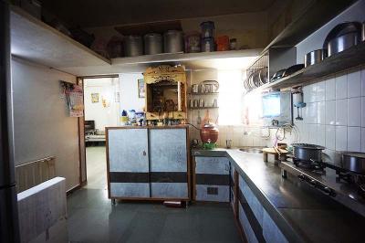 Kitchen Image of 675 Sq.ft 1 BHK Apartment / Flat for sale in Nava Vadaj Ahmedabad for Rs. 4900000