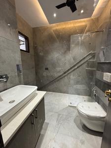 Bathroom Image of 3500 Sq.ft 4 BHK Villa for sale in Nishchal Homes, Canal Road Dehradun for Rs. 28500000