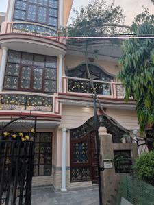 Image of 1800 Sq.ft 3 BHK Independent House for rent in Phi III, Greater Noida for Rs. 27000