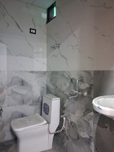 Common Bathroom Image of 890 Sq.ft 2 BHK Apartment / Flat for sale in Sector 49 Noida for Rs. 3845000