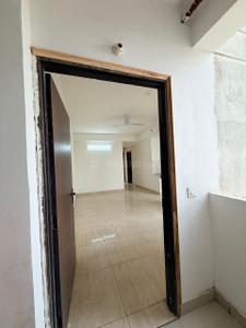 Balcony Image of 980 Sq.ft 2 BHK Apartment / Flat for sale in Gayatri Life, Noida Extension Greater Noida for Rs. 7500000