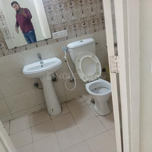 Image of 1075 Sq.ft 2 BHK Apartment / Flat for rent in Gaur City 7th Avenue, Noida Extension, Greater Noida for Rs. 22500