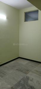 Bedroom Image of 700 Sq.ft 1 BHK Builder Floor for rent in Kamarajar Salai Madurai for Rs. 9000
