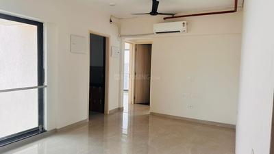 Bedroom Image of 1355 Sq.ft 2.5 BHK Apartment / Flat for rent in Monte South, Byculla Mumbai for Rs. 190000