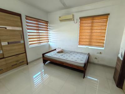 Image of 1600 Sq.ft 3 BHK Apartment / Flat for rent in Kalamassery, Kochi for Rs. 30000