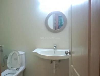 Bathroom Image of 775 Sq.ft 1 BHK Apartment / Flat for rent in Acron Emerald Court, Nagva, Bardez Goa for Rs. 35000