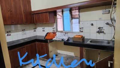 Kitchen Image of 1000 Sq.ft 2 BHK Apartment / Flat for sale in Aminabad Lucknow for Rs. 6200000