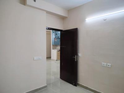 Bedroom Image of 945 Sq.ft 3 BHK Apartment / Flat for rent in Amrapali Dream Valley 2, Noida Extension Greater Noida for Rs. 18500