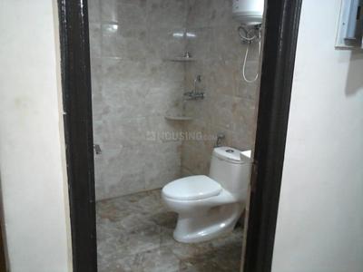 Bathroom Image of 535 Sq.ft 1 RK Studio for rent in Supertech Czar Suites, Omicron I Greater Noida for Rs. 20000