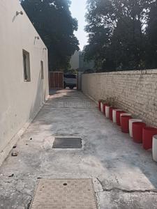 Balcony Image of 4500 Sq.ft 3 BHK Independent House for rent in Sector 47 Noida for Rs. 80000
