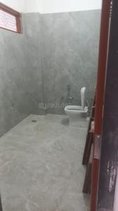 Bathroom Image of 1650 Sq.ft 2 BHK Builder Floor for rent in Basera Shree Kunj, Basharatpur Gorakhpur for Rs. 15000