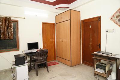 Bedroom Image of 1500 Sq.ft 3 BHK Apartment / Flat for sale in Butler Colony Lucknow for Rs. 9500000