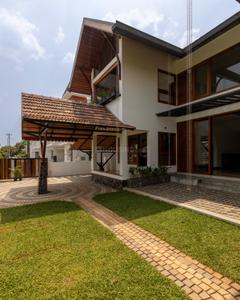 Image of 4000 Sq.ft 4 BHK Independent House for sale in Kakkanad, Kochi for Rs. 30000000