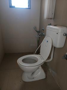 Common Bathroom Image of 1500 Sq.ft 3 BHK Apartment / Flat for sale in Jhala Manjri Greens 5, Hadapsar Pune for Rs. 11000000