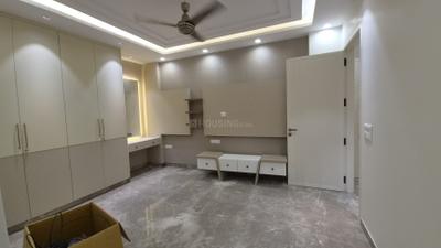 Bedroom Image of 2448 Sq.ft 4 BHK Builder Floor for sale in Model Town New Delhi for Rs. 57500000