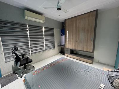 Bedroom Image of 2415 Sq.ft 3 BHK Apartment / Flat for sale in Sheetal Westpark, Vastrapur Ahmedabad for Rs. 21000000