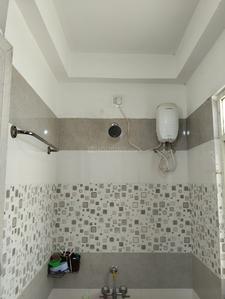 Bathroom Image of 782 Sq.ft 1 BHK Apartment / Flat for sale in Jaydee Arjun 226 Phase 2, Vavol Gandhinagar for Rs. 3600000