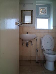 Bedroom One Image of 750 Sq.ft 2 BHK Apartment / Flat for rent in Jaypee Aman, Aurangabad Noida for Rs. 18000