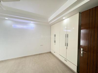 Bedroom Image of 1800 Sq.ft 3 BHK Builder Floor for rent in Green Park New Delhi for Rs. 120000