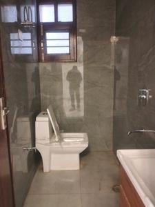 Common Bathroom Image of 1150 Sq.ft 3 BHK Builder Floor for sale in Shalimar Garden Ghaziabad for Rs. 5000000