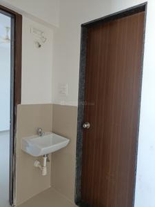 Bathroom Image of 800 Sq.ft 2 BHK Apartment / Flat for rent in Gayatrree Landmark Phase II, Thergaon Pune for Rs. 24000