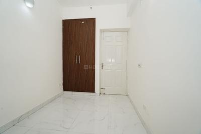 Bedroom Image of 1970 Sq.ft 3 BHK Apartment / Flat for sale in Purvanchal Royal City Phase 2, Chi V Greater Noida for Rs. 20900000