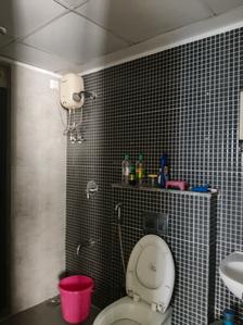 Common Bathroom Image of 624 Sq.ft 1 BHK Apartment / Flat for sale in Lodha Palava Downtown, Palava Phase 2 Thane for Rs. 2900000