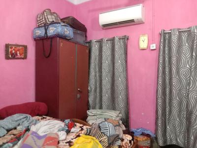 Bedroom Image of 3500 Sq.ft 6 BHK Builder Floor for sale in Tangra Kolkata for Rs. 19000000