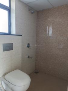 Bathroom Image of 1150 Sq.ft 3 BHK Apartment / Flat for sale in Shapoorji Pallonji Vanaha, Bavdhan Pune for Rs. 13000000