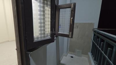 Living Room Image of 450 Sq.ft 1 BHK Builder Floor for rent in Mayur Vihar Phase 1 New Delhi for Rs. 15500