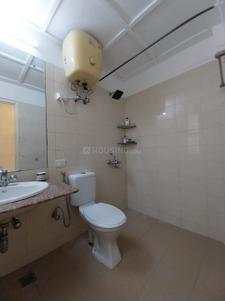 Bathroom Image of 3200 Sq.ft 4 BHK Builder Floor for sale in Sector 48 Gurgaon for Rs. 29000000