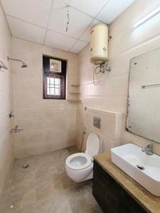 Image of 7032 Sq.ft 9 BHK Independent House for sale in Sector 40, Gurgaon for Rs. 92500000