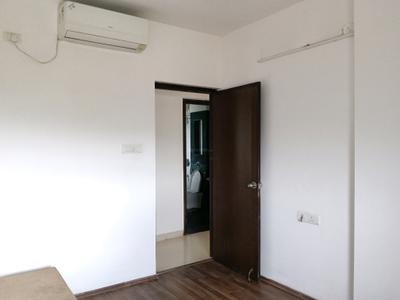 Bedroom Image of 1300 Sq.ft 3 BHK Apartment / Flat for rent in Lodha Splendora, Thane West Thane for Rs. 37000