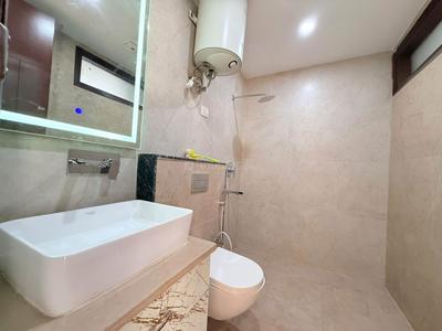 Bathroom Image of 2750 Sq.ft 4 BHK Builder Floor for sale in Sector 57 Gurgaon for Rs. 33000000