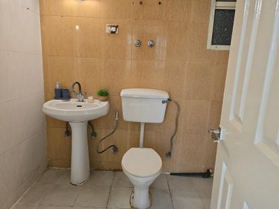 Image of 1260 Sq.ft 2 BHK Apartment / Flat for sale in Bulland Heights, Crossings Republik, Ghaziabad for Rs. 7800000