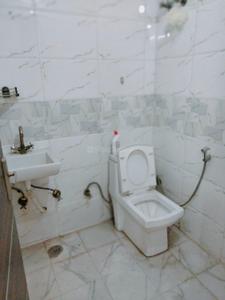Bathroom Image of 600 Sq.ft 1 BHK Builder Floor for rent in Indirapuram Ghaziabad for Rs. 14700